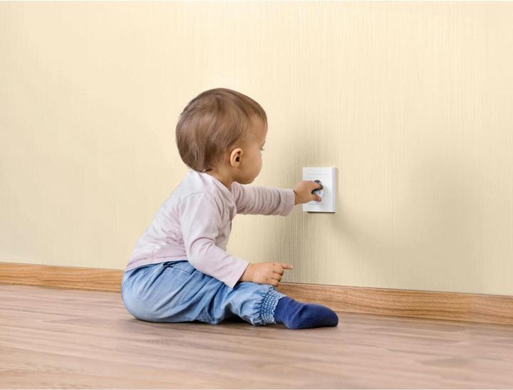 Actual product image Reer Socket protector, screwable, white, 20 pieces