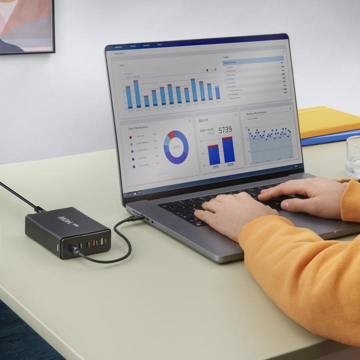 Actual product image Hama Charging station 5 ports, GaN, fast charger, 3xUSB-C, 2xUSB-A, PD, 140 W, SW (140 W)