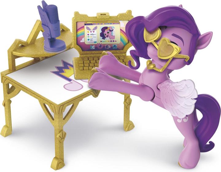 Actual product image My Little Pony Princesses Room Pipp Petals