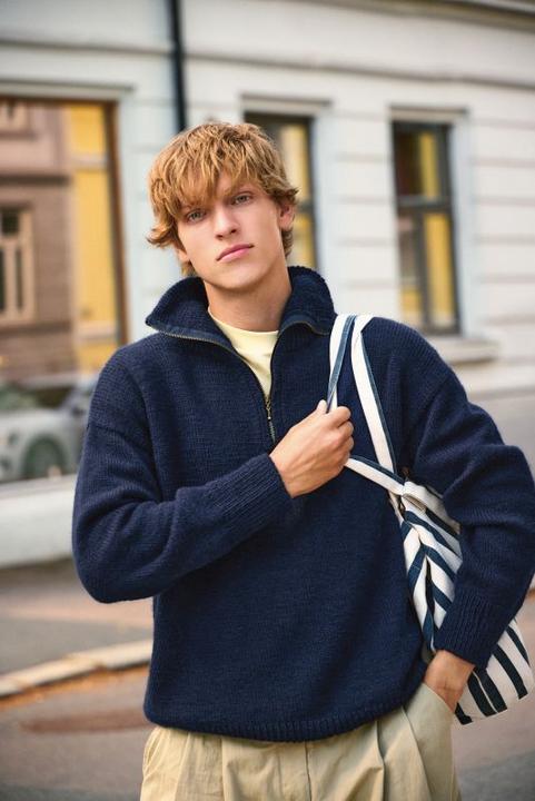 Immagine prodotto Sandnes Garn Libretto di istruzioni 2412 MR. Istruzioni singole 2412 No. 4 Matthew Sweater Man- Inglese