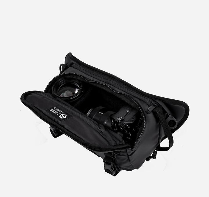 Actual product image Wandrd Roam Sling (Camera shoulder bag, 6 l)