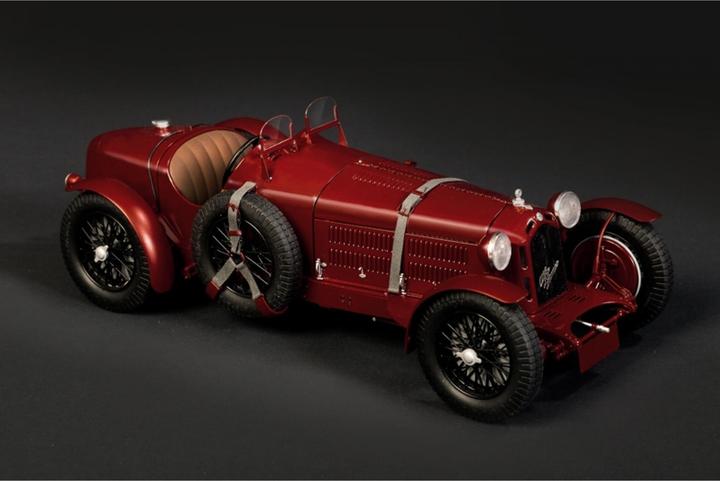 Produktbild Italeri 1:12 Alfa Romeo 8C/2300 1931 33
