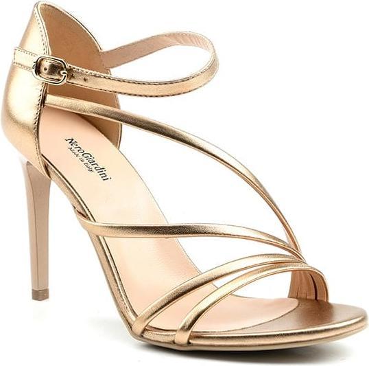 Actual product image Nero Giardini Egizia (40)