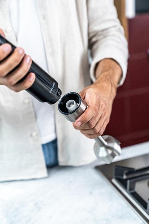 Image du produit Zwilling Enfinigy mixeur plongeant avec gobelet et couvercle à vide noir