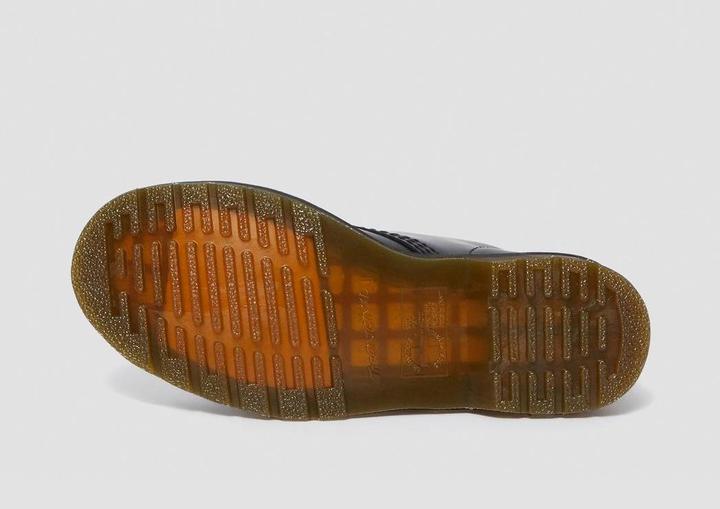 Actual product image Dr. Martens boots (38)