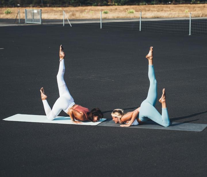 Actual product image Tunturi TPE Yogamatte Rutschfest Anthrazit 3 mm (3 mm)