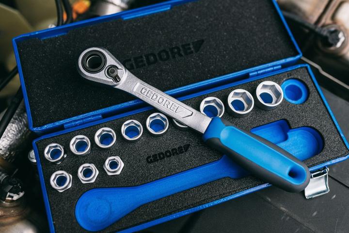 Produktbild Gedore 19 SKU-20 Steckschlüssel-Satz 1/2", 14-teilig, 10-24 mm (23 mm, 10  mm, 13 mm, 16 mm, 18 mm, 15 mm, 17 mm, 20 mm, 11 mm, 14 mm, 19 mm, 22 mm, 24 mm, 12 mm, 21 mm)