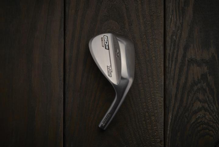 Actual product image Mizuno T22 Wedge White Satin (Right-handed)