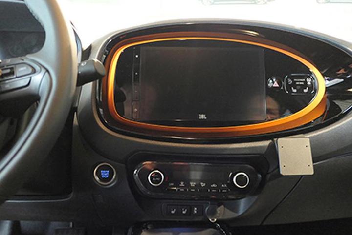 Actual product image Brodit Clip Toyota Aygo year 23