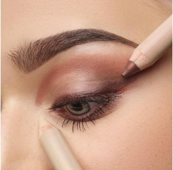 Actual product image Artdeco Smooth (10 pearly golden beige)
