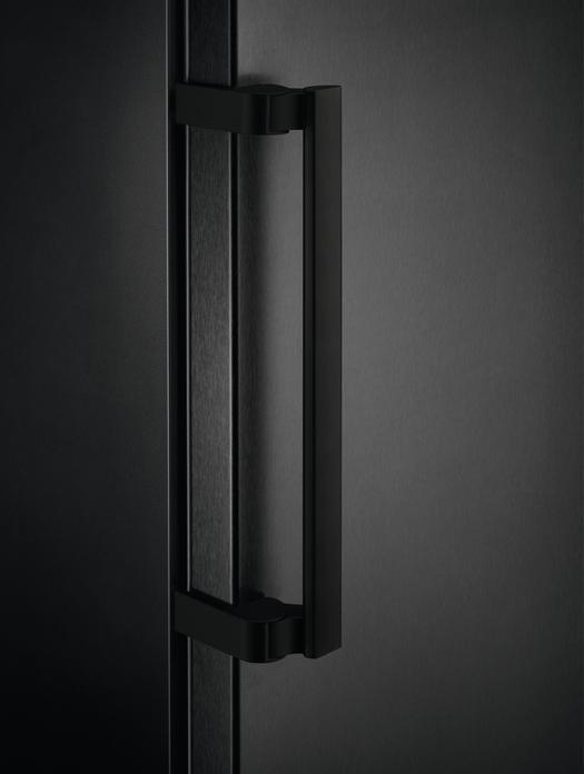 Actual product image AEG AGB728E5NB diepvriezer Staand Vrijstaand 280 l E Zwart, Grijs, Roestvrijstaal (Stand-alone, 280 l)
