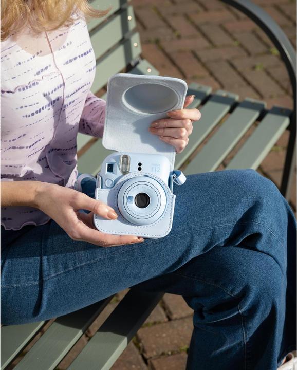 Produktbild Fujifilm instax Mini 12 (Kamera Etui, 1.84 l)