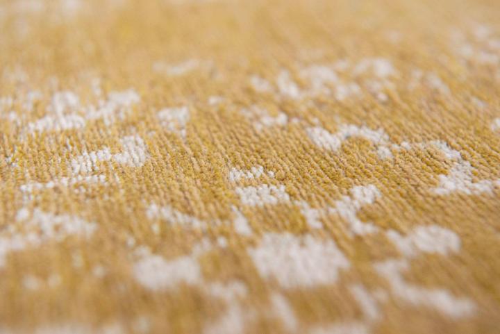 Actual product image Louis de Poortere Fading World Medaillon (170 x 240 cm)