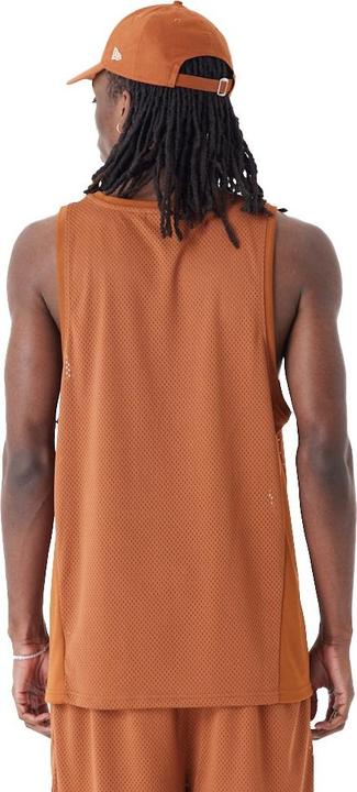 Actual product image New Era Poly Mesh Tank Top - BRAND LOGO earth brun (M)