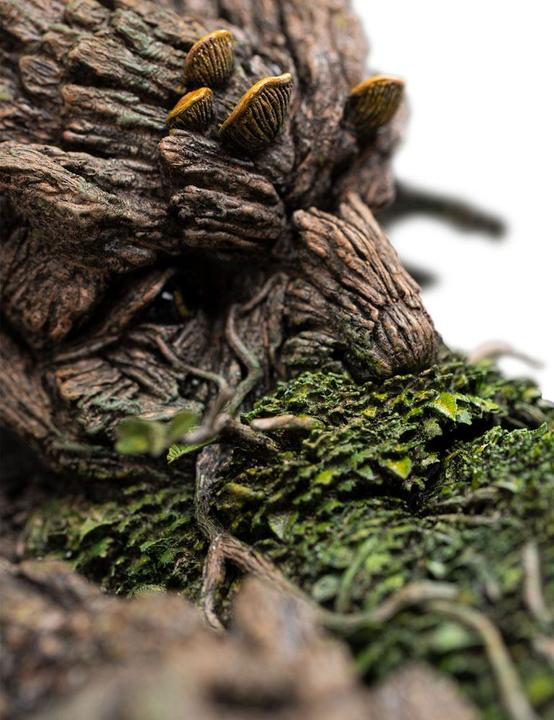 Actual product image Weta Workshop Le Seigneur des Anneaux statuette 1/6 Leaflock the Ent 76 cm