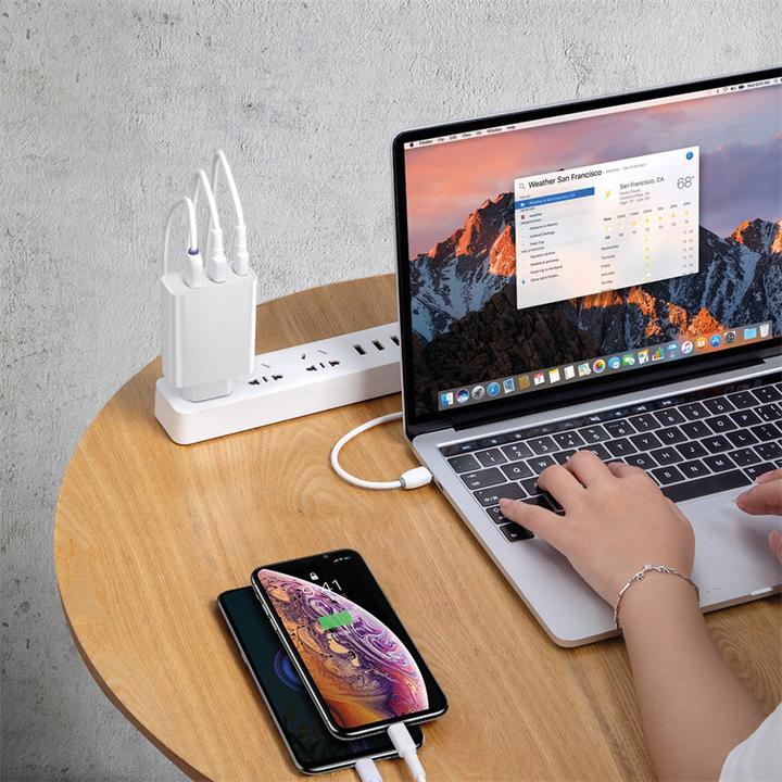 Actual product image Baseus Charger 2 USB-A and 1 USB-C output (60 W)