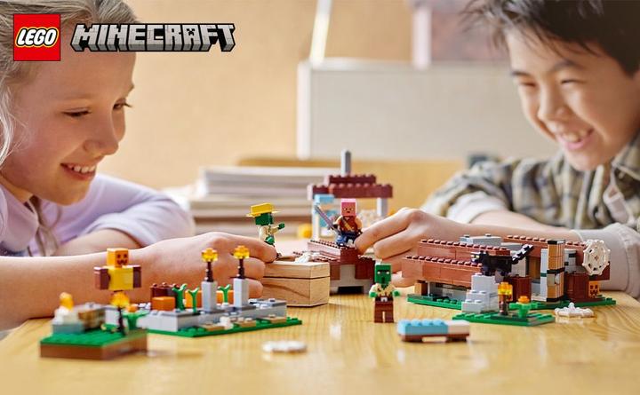 Actual product image LEGO The abandoned village (21190, LEGO Minecraft)