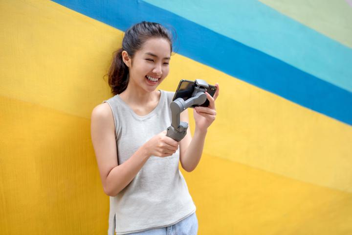Produktbild DJI Osmo Mobile 3 Combo mit Case (0.23 kg)