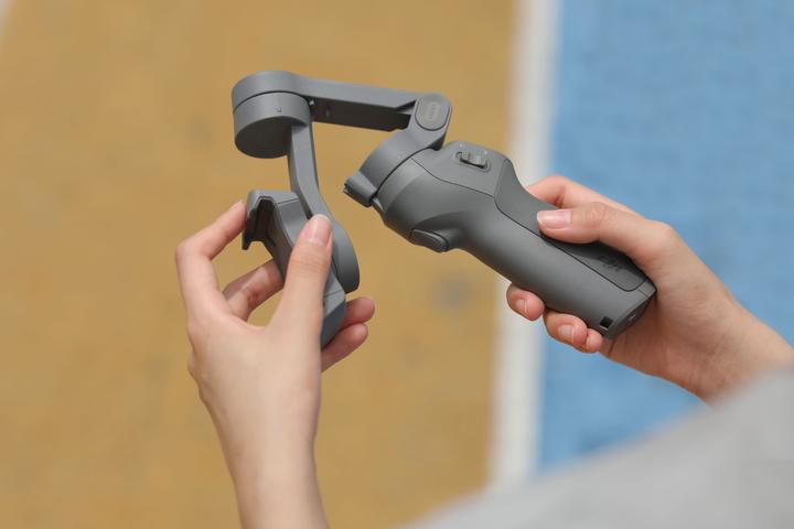 Produktbild DJI Osmo Mobile 3 Combo mit Case (0.23 kg)