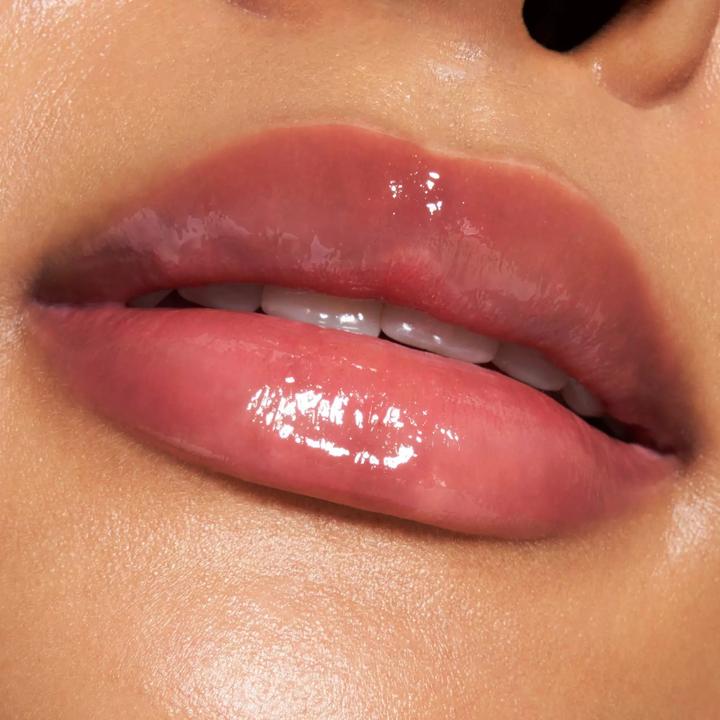 Actual product image Catrice Lip Gloss Melt and Shine 050 Resting Beach Face