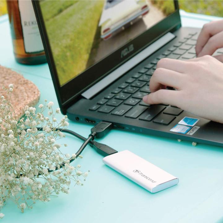 Produktbild Transcend ESD240C (240 GB)