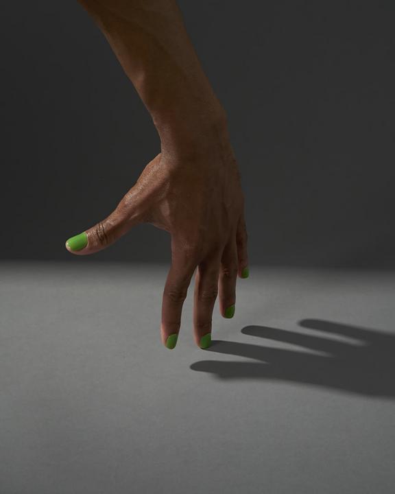 Produktbild CND Shellac Meadow Glow Nr. 470 Grüner UV-Lack Nail Design Gleam & Glow Kollektion (Grün, UV-Gel Lack)