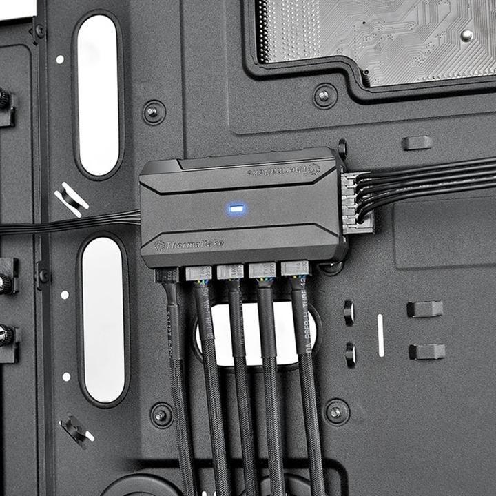 Immagine prodotto Thermaltake Comandante FP (10 Porti)