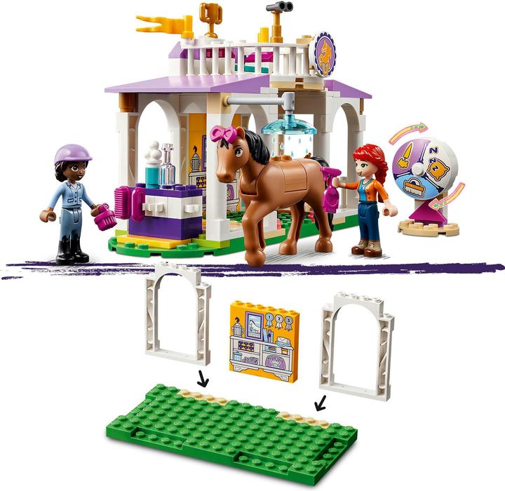 Actual product image LEGO Riding school (41746, LEGO Friends)