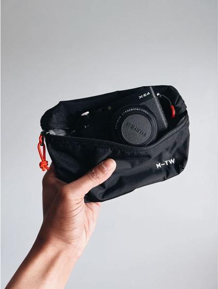 Image du produit Moment Everything Mini Sling 1L - Noir