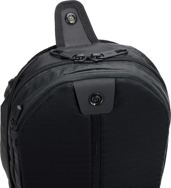 Actual product image Thule Tact Sling 8L (Camera shoulder bag, 8 l)