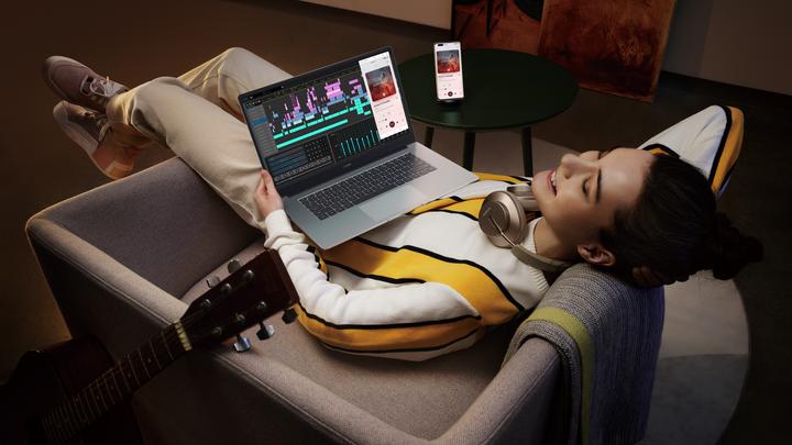 Actual product image Huawei MateBook D 15 (15.60", Intel Core i5-1155G7, 16 GB, 512 GB, DE)