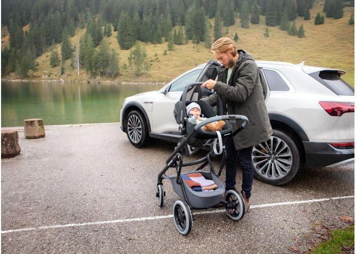 Produktbild Maxi-Cosi CabrioFix I-Size Essential Graphite (Babyschale, ECE R129/i-Size Norm)