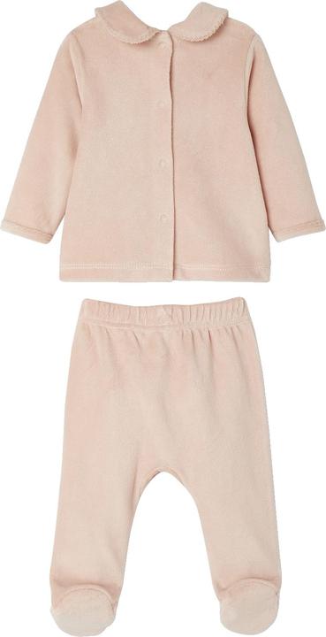 powdery pink