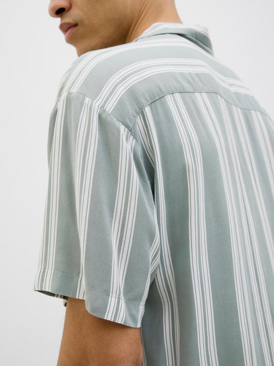 Produktbild Jack & Jones Jjejeff Stripe Resort Shirt Ss Sn (XS)