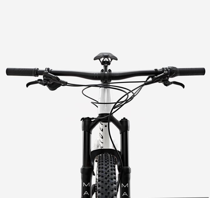 Immagine prodotto Rockrider Mountain bike XC telaio in carbonio full suspension Race 900 S bianco (28.10 cm)