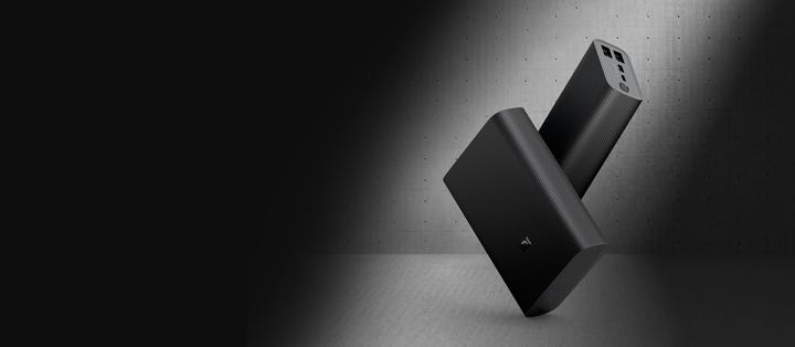 Produktbild Xiaomi Mi 3 Ultra Compact (10000 mAh, 22.50 W, 37 Wh)