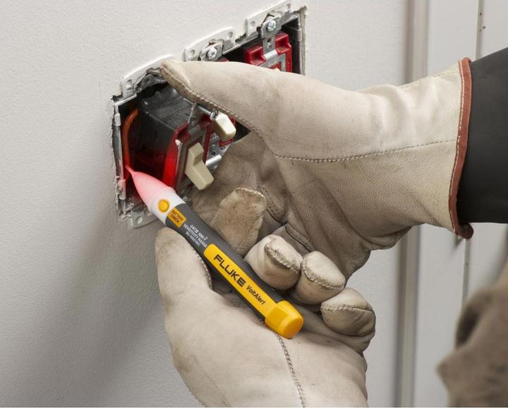 Actual product image Fluke Voltage tester (CAT IV 1000V)