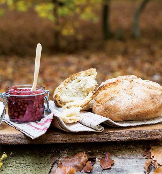 Actual product image Hygge Skandinavisches Brot. Einfache und leckere Rezepte für Brot, Brötchen und Aufstriche (German, Mette Ankarloo, 2017)