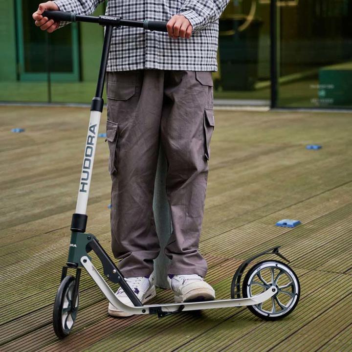 Actual product image Hudora Big Wheel 205 Advanced