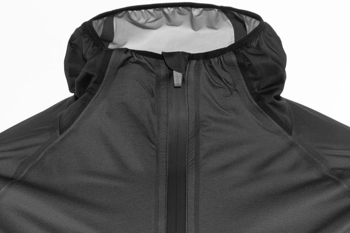 Actual product image Compressport Hurricane (S)