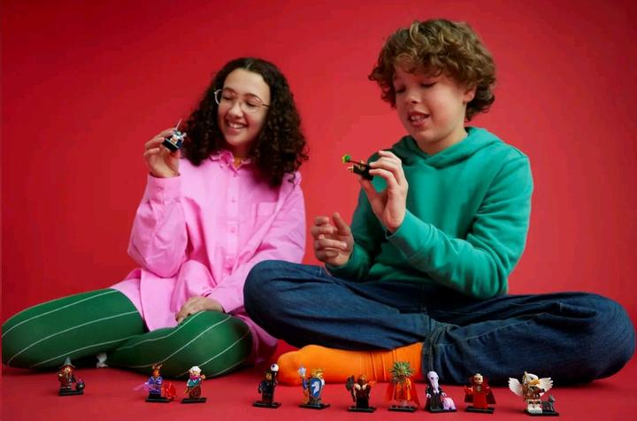 Actual product image LEGO Dungeons & Dragons (71047, LEGO Minifigures)
