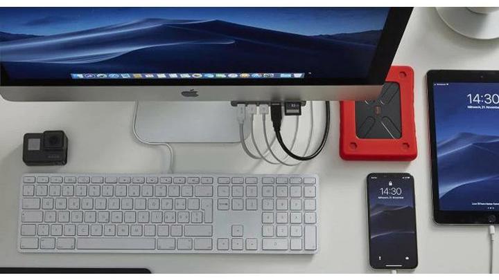 Actual product image LMP Attach Hub (USB-C, 7 Ports)