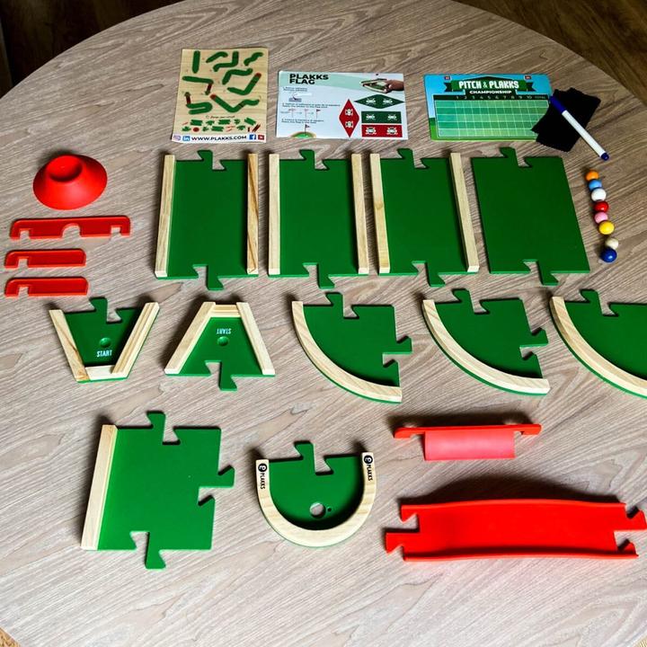 Actual product image Plakks Pitch & (German, French, Italian, English)