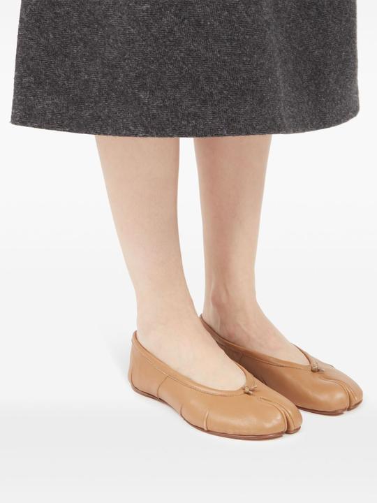 Actual product image Maison Martin Margiela Maison margiela tabi ballerina in camel color leather (38)