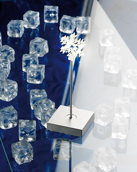 Actual product image Lunartec LED deco light "ice crystal