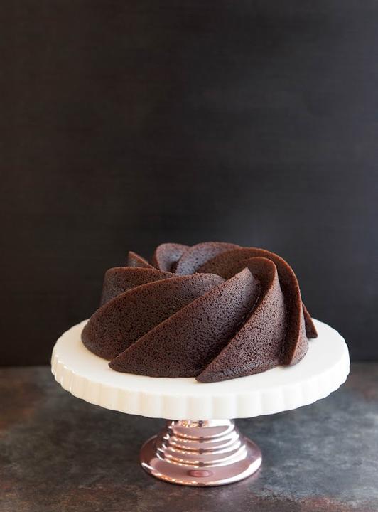 Actual product image Nordic Ware 6 Cup Heritage Bundt Pan (22 cm)