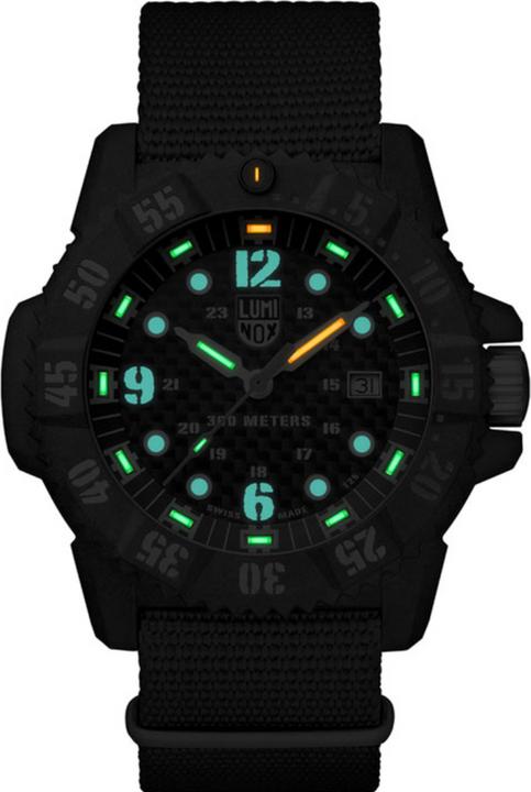 Image du produit Luminox Joint carbone Master série 3800 (Swiss Made, Montre analogique, 46 mm)