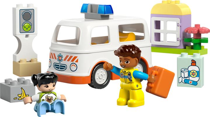 Actual product image LEGO Rettungswagen mit Fahrer (10447)