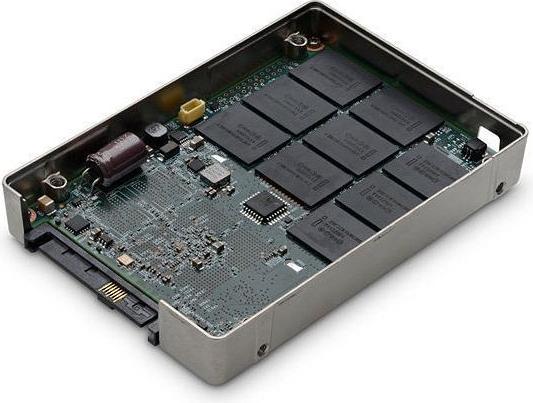 Image du produit Hitachi Ultrastar SSD1600MM (800 Go, 2.5")