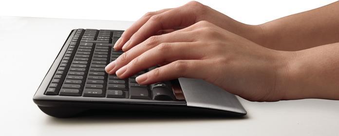 Produktbild Logitech diNovo Keyboard für Notebook, CH-Layout (CH, Kabellos)